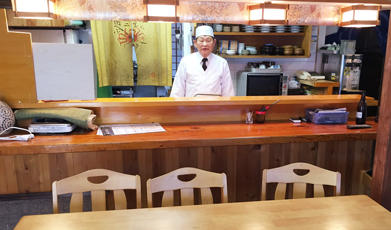 店内の大将